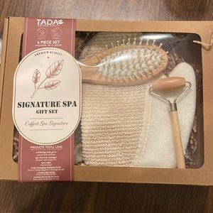 New unopened Spa Gift Set